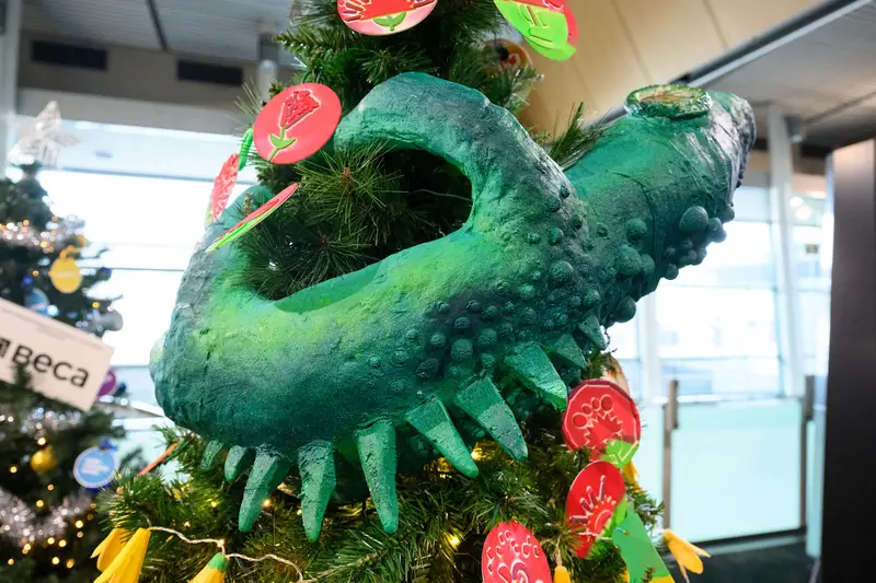 Detail photo of Scots College Christmas Tree in the Wellington Airport Christmas Tree Festival 2025